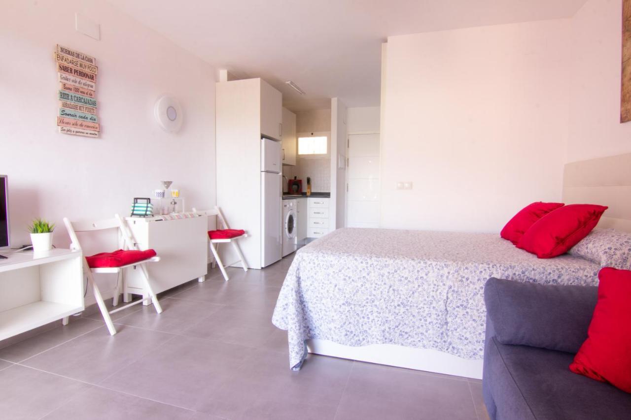 Benalmadena Estudio Jjupiter 250 M Del Mar Con Vistas Al Mar Piscinas Exterior foto